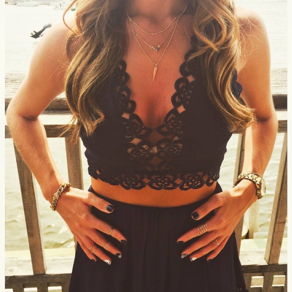 NAVY 2 PIECE SHORT & CROP TOP SET